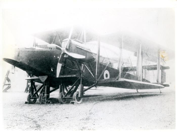 Photo, nd 18, Handley Page.