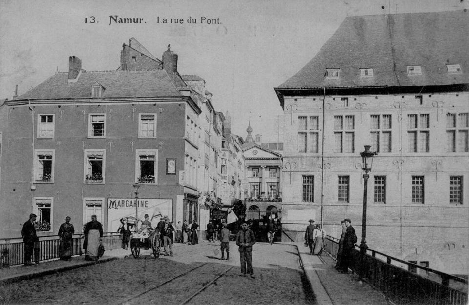 Photo, Namur Bridge, front.