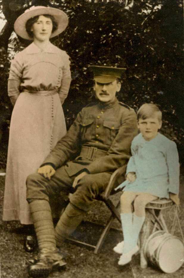 Henry Crozier Smith and family, nd.